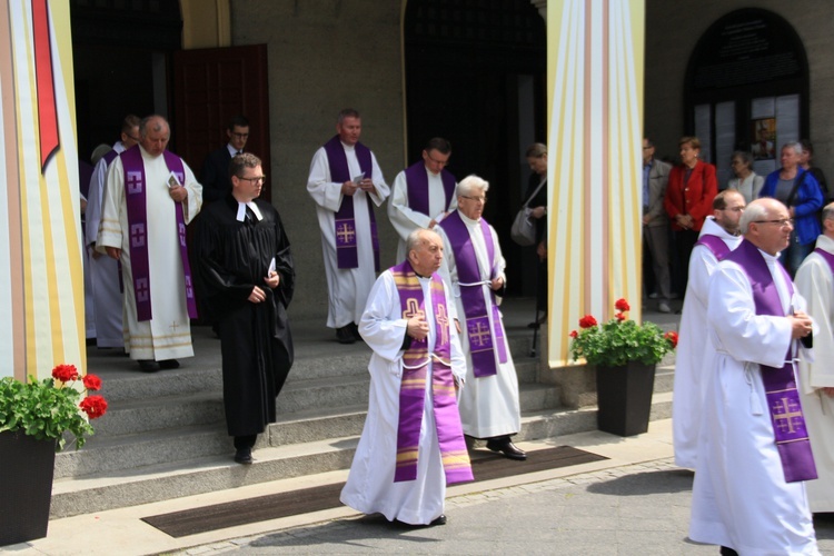 Uroczystość pogrzebowa biskupa Jana Bagińskiego