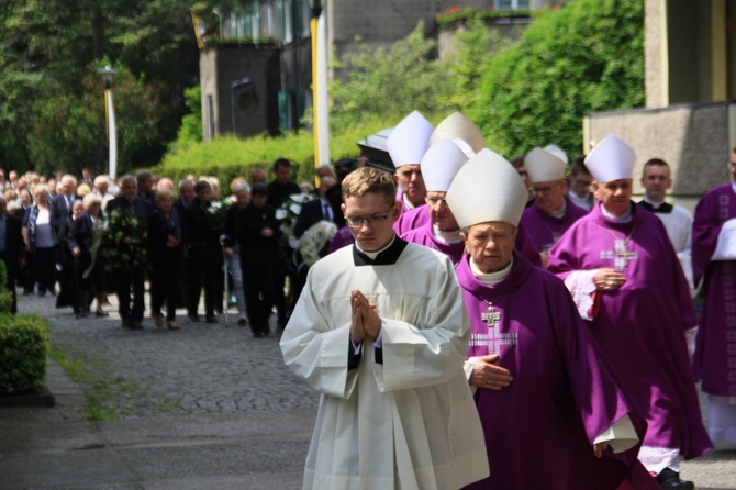 Uroczystość pogrzebowa biskupa Jana Bagińskiego