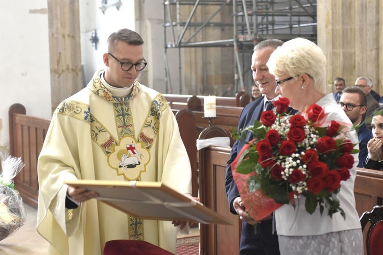 Prymicje. Jedne z dziesięciu