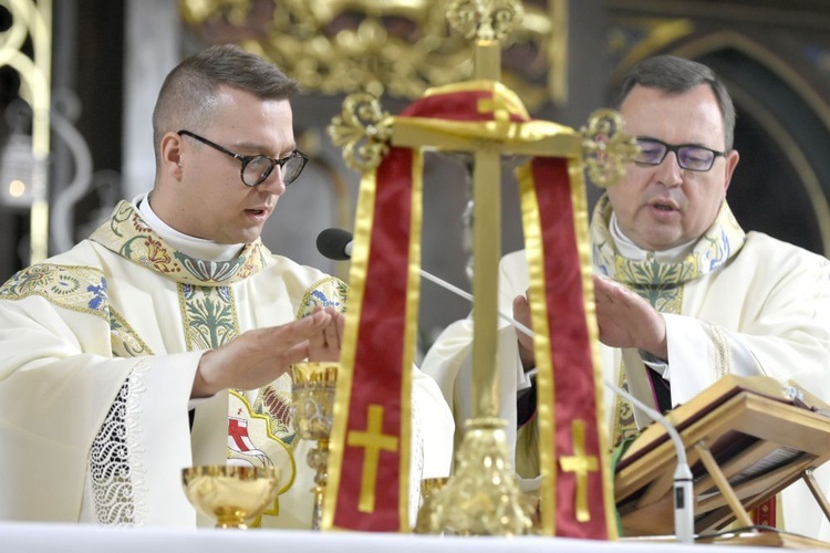 Prymicje. Jedne z dziesięciu