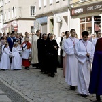 Prymicje. Jedne z dziesięciu