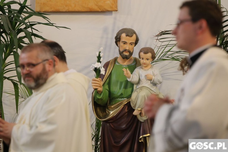 Peregrynacja obrazu św. Józefa w Zielonej Górze w parafii pw. MB Nieustającej Pomocy
