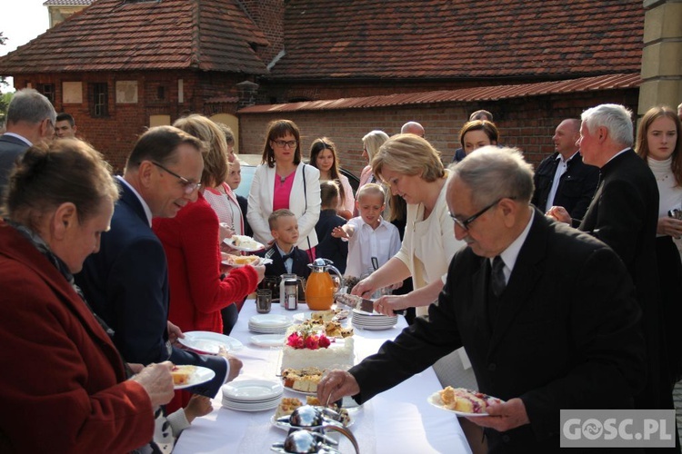 Odnowienie przysięgi małżeńskiej w parafii pw. Podwyższenia Krzyża Świętego w Sulechowie