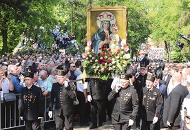 Panów na piekarskim wzgórzu było zauważalnie więcej  niż w zeszłym roku.