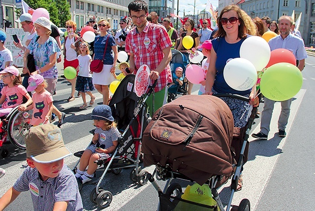 ▲	Wydarzenie ma być przede wszystkim świadectwem, że małżeństwo i rodzicielstwo są ogromnym szczęściem.