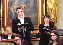 Koncert zakończył się pieśnią „Ave Maria” Gaetano Donizettiego w wykonaniu Klary Mieruńskiej i Pawła Horodyskiego.