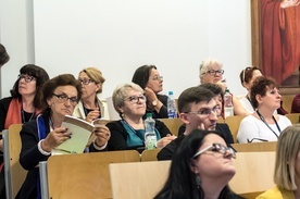 Olsztyn. Międzynarodowe Sympozjum Familiologiczne