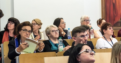 Olsztyn. Międzynarodowe Sympozjum Familiologiczne