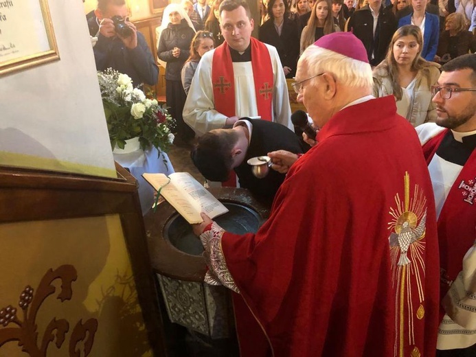 Wychowankowie MOW i MOS w Wałbrzychu przyjęli sakramenty