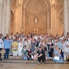 Grupa w bazylice św. Anny w Jerozolimie.
