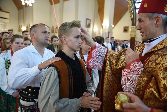 Bierzmowanie w Ochotnicy Górnej