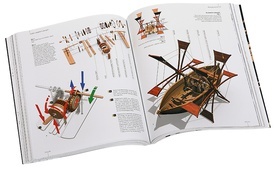 Dzięki efektownej wizualizacji czytelnik może sobie wyobrazić jak działały maszyny Leonarda. Na zdjęciu mechanizm poruszający łódź z napędem kołowym.