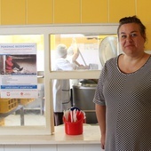 - Na naszej stołówce z posiłku może skorzystać 350 osób – mówi Dagmara Kornacka