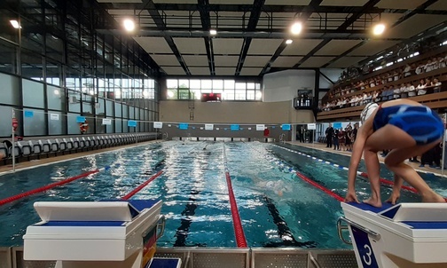 Chorzów: Zespół Szkół Sportowych z nowym basenem. Od września będzie ogólnodostępny