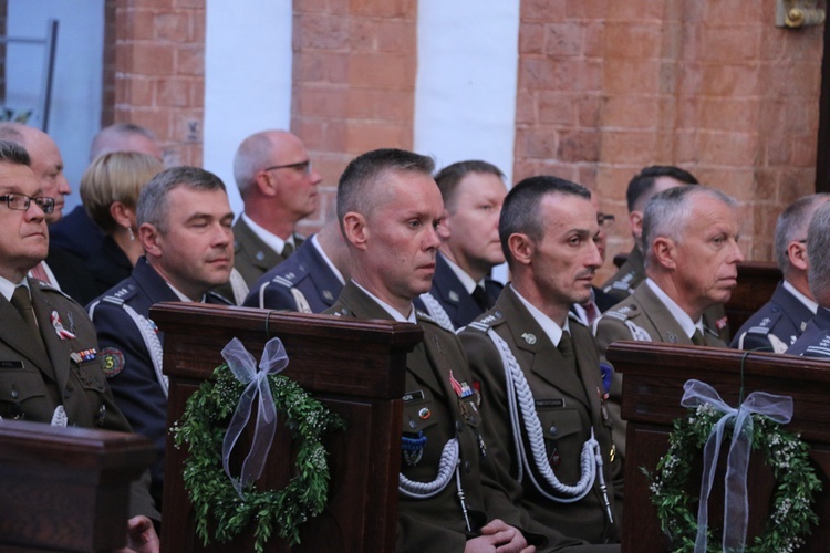 Uroczystości z okazji 100-lecia polskiego biskupstwa polowego we Wrocławiu