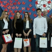 Uczniowie z V LO w Lublinie zdobyli uznanie w każdej kategorii konkursu.
