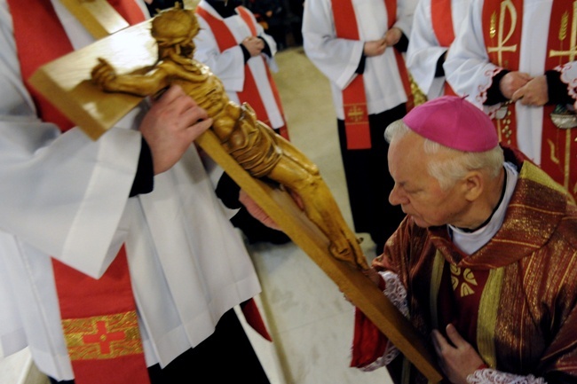 Złoty jubilat bp Adam Odzimek