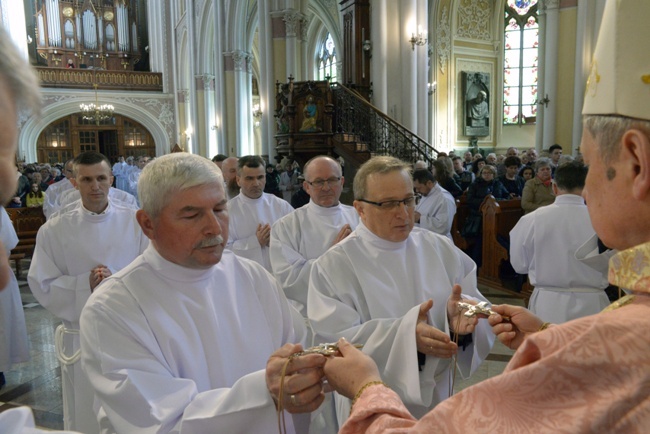 Złoty jubilat bp Henryk Tomasik