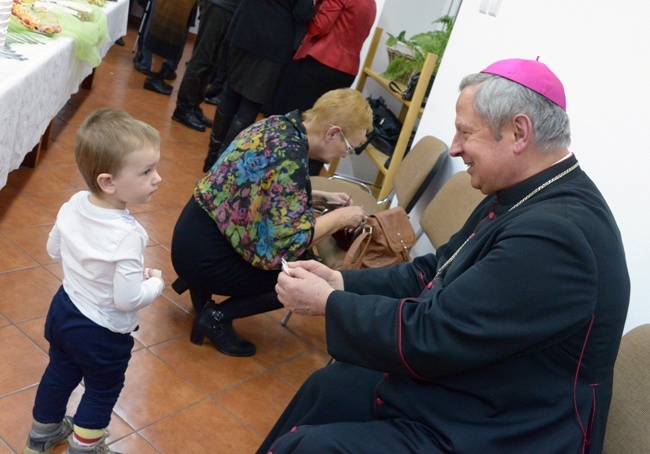 Złoty jubilat bp Henryk Tomasik