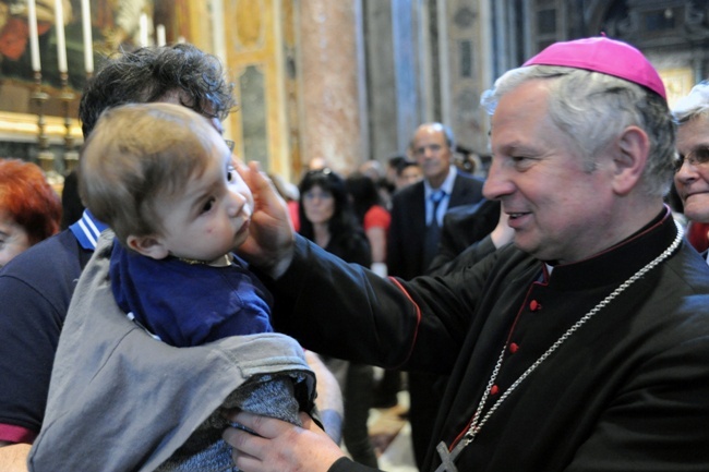 Złoty jubilat bp Henryk Tomasik