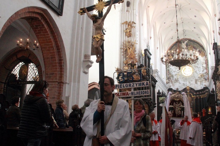 Wymarsz 351. Pielgrzymki Oliwskiej