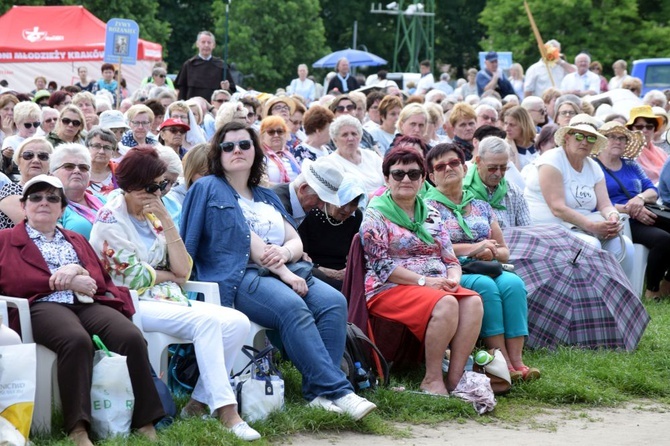 VII Ogólnopolska Pielgrzymka Żywego Różańca na Jasną Górę