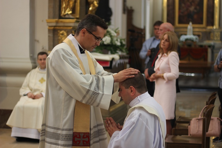 Święcenia kapłańskie ks. Tomasza Szcześniaka