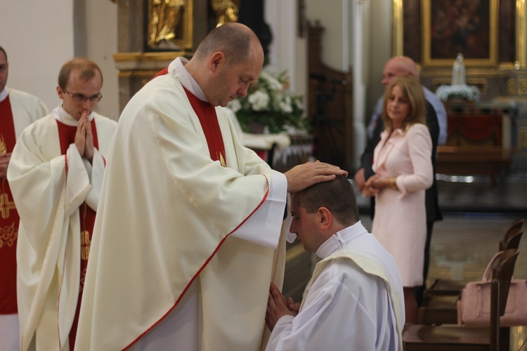 Święcenia kapłańskie ks. Tomasza Szcześniaka