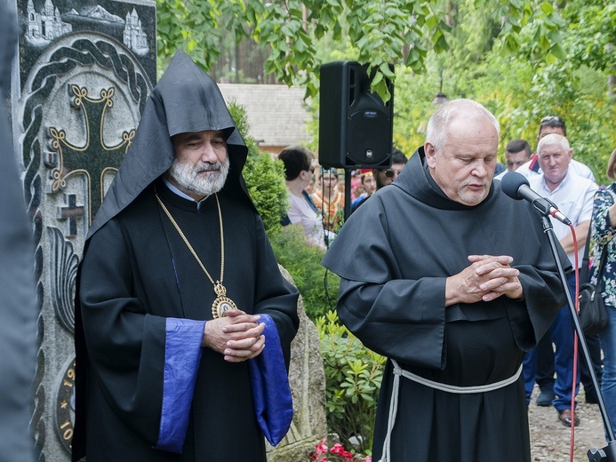 Ta góra nas jednoczy. Pielgrzymka Ormian