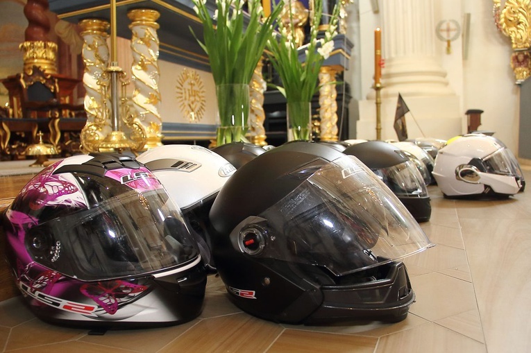 Pielgrzymka Motocyklistów do Skrzatusza cz. 1