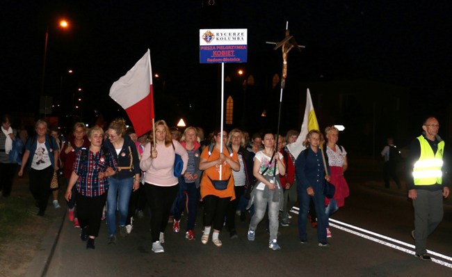 Nocna Pielgrzymka Kobiet do Starej Błotnicy