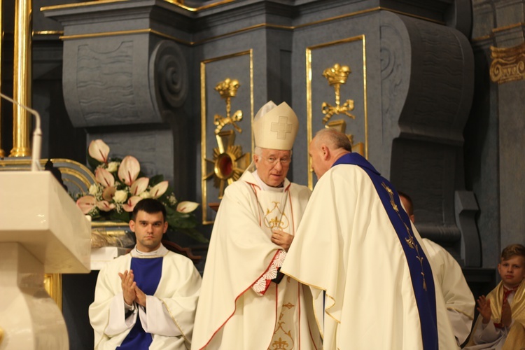 Dziękczyniene za ukończone prace przy kosciele w Rawie Maz.