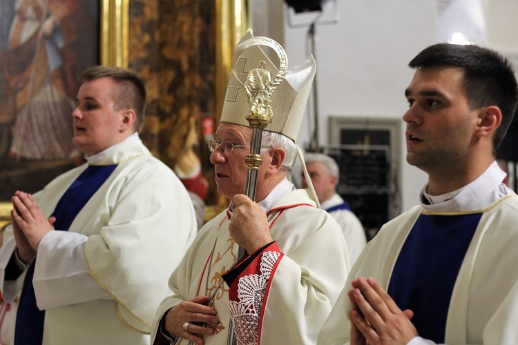 Dziękczyniene za ukończone prace przy kosciele w Rawie Maz.