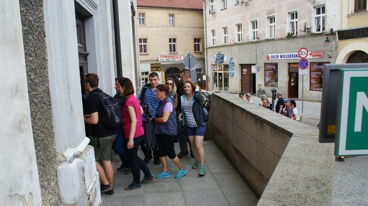 Pielgrzymka Noworudzian do Barda Śląskiego - cz. 01