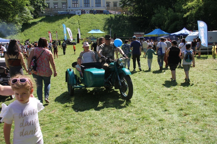 Motocykliści dzieciom