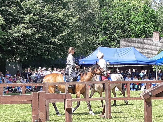 Chorzów: Dni Miasta w Skansenie „Z orężem przez wieki”