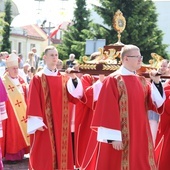 Bp Greger: Chrystus jest między nami, także teraz, na skoczowskim wzgórzu...