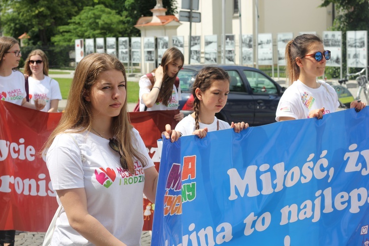 Marsz dla życia i rodziny w Łowiczu