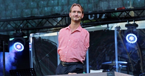 Nick Vujicic we Wrocławiu: chciałbym mieć ręce i nogi, ale najważniejsza jest moja dusza