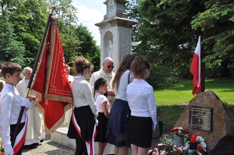 Jubileusz kapłański i upamiętnienie mieszkańców Rumna w Ścinawie Małej