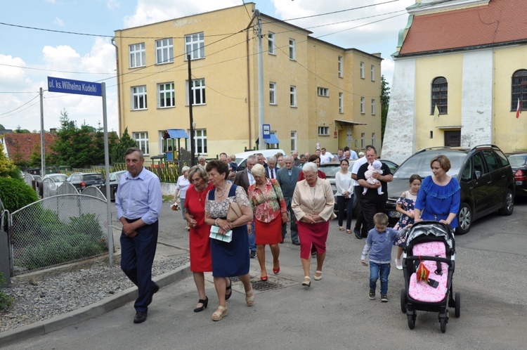 Jubileusz kapłański i upamiętnienie mieszkańców Rumna w Ścinawie Małej