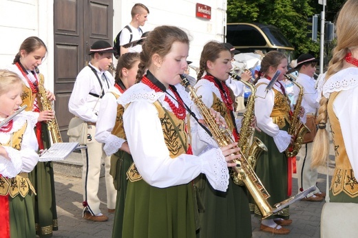 Pielgrzymka z relikwiami błogosławionej nazaretanki 