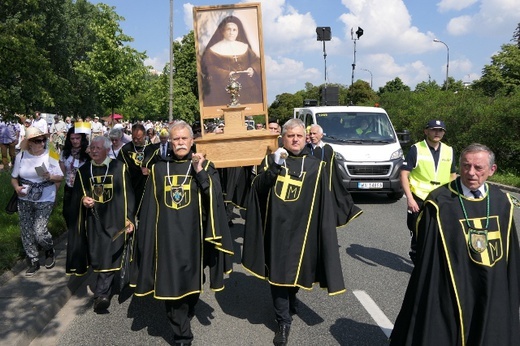 Pielgrzymka z relikwiami błogosławionej nazaretanki 