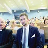 Ks. dr Jerzy Smoleń i Tomasz Ubik na konferencji Ostoi w Nowym Sączu