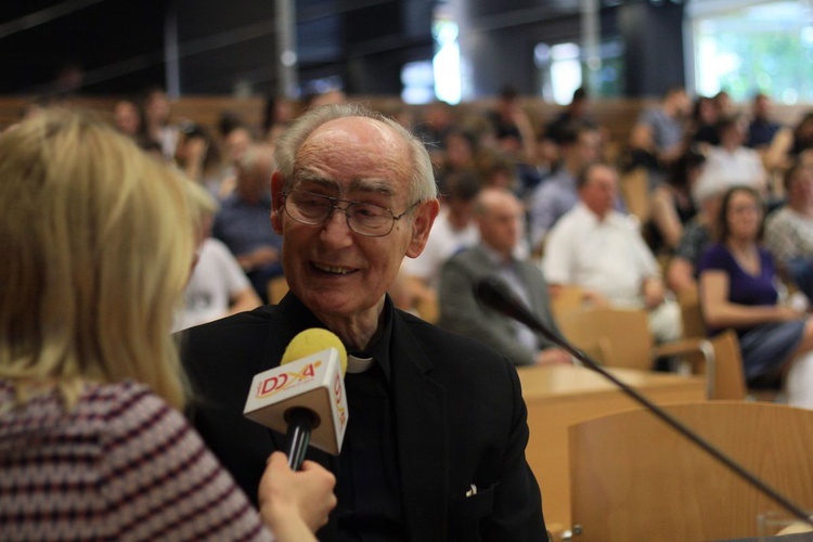 Debata "W języku nadziei"