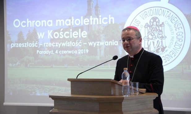 Sympozjum o ochronie małoletnich w Kościele