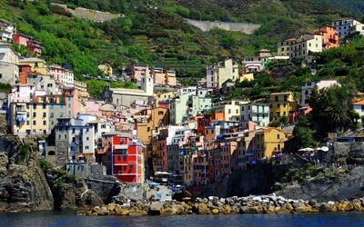 Włochy: Miasteczko w Ligurii będzie ogłaszać alarm z powodu tłoku turystów