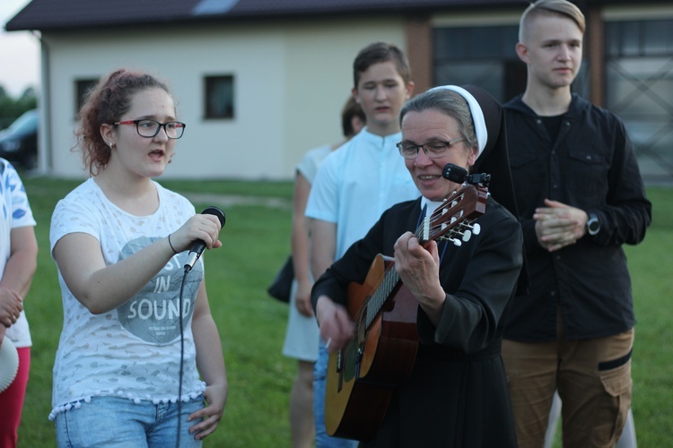 Heroldowie Ewangelii w Żdżarach