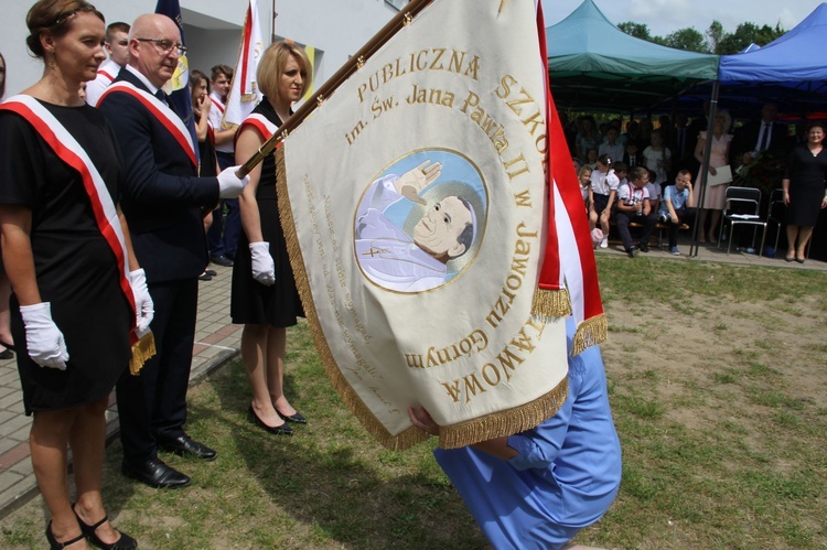 Gorzejowa - Jaworze Górne: Nadanie szkole imienia św. Jana Pawła II