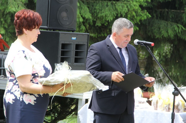 Gorzejowa - Jaworze Górne: Nadanie szkole imienia św. Jana Pawła II